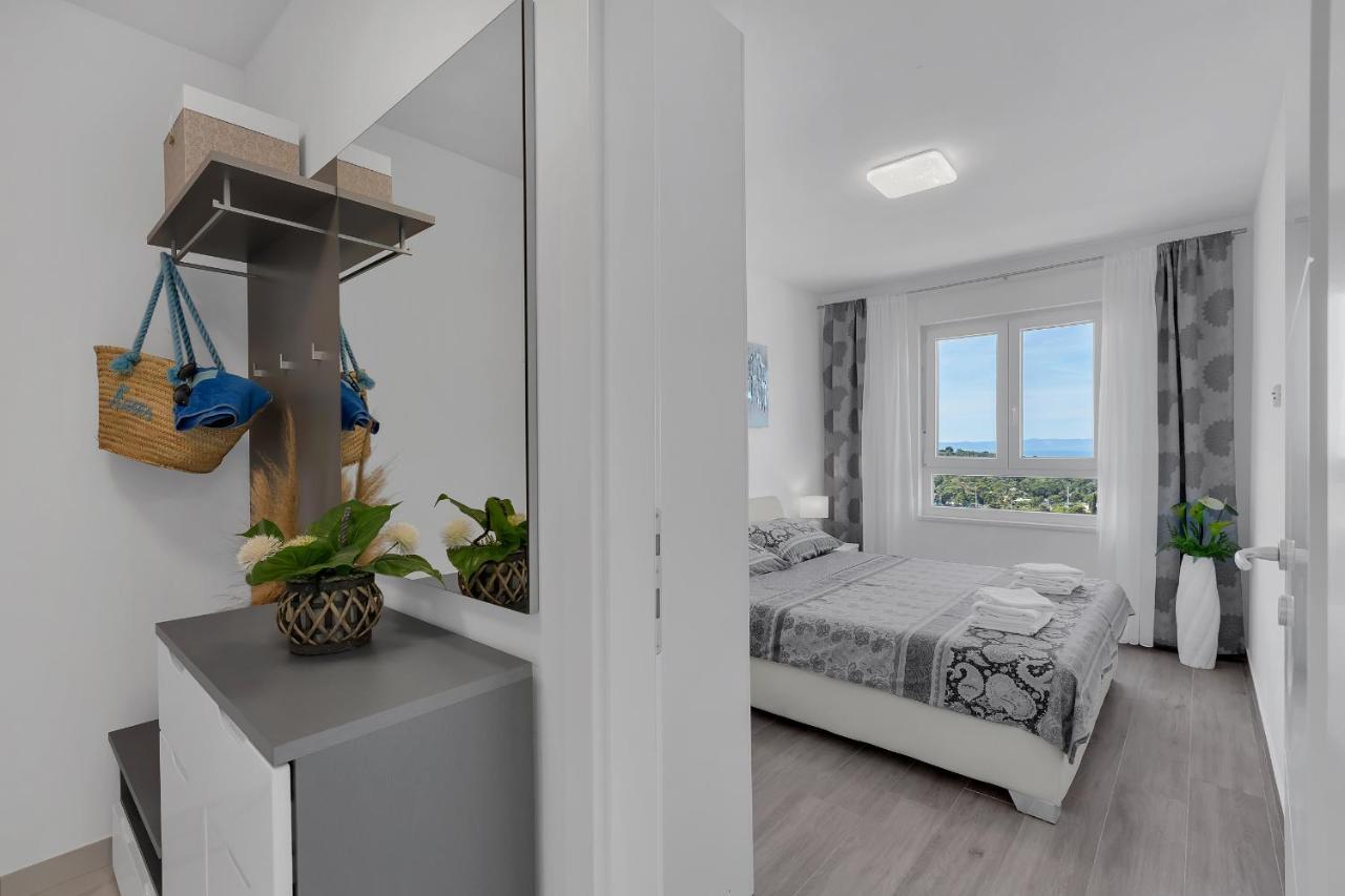 Apartment Navis, Sea View Makarska Esterno foto