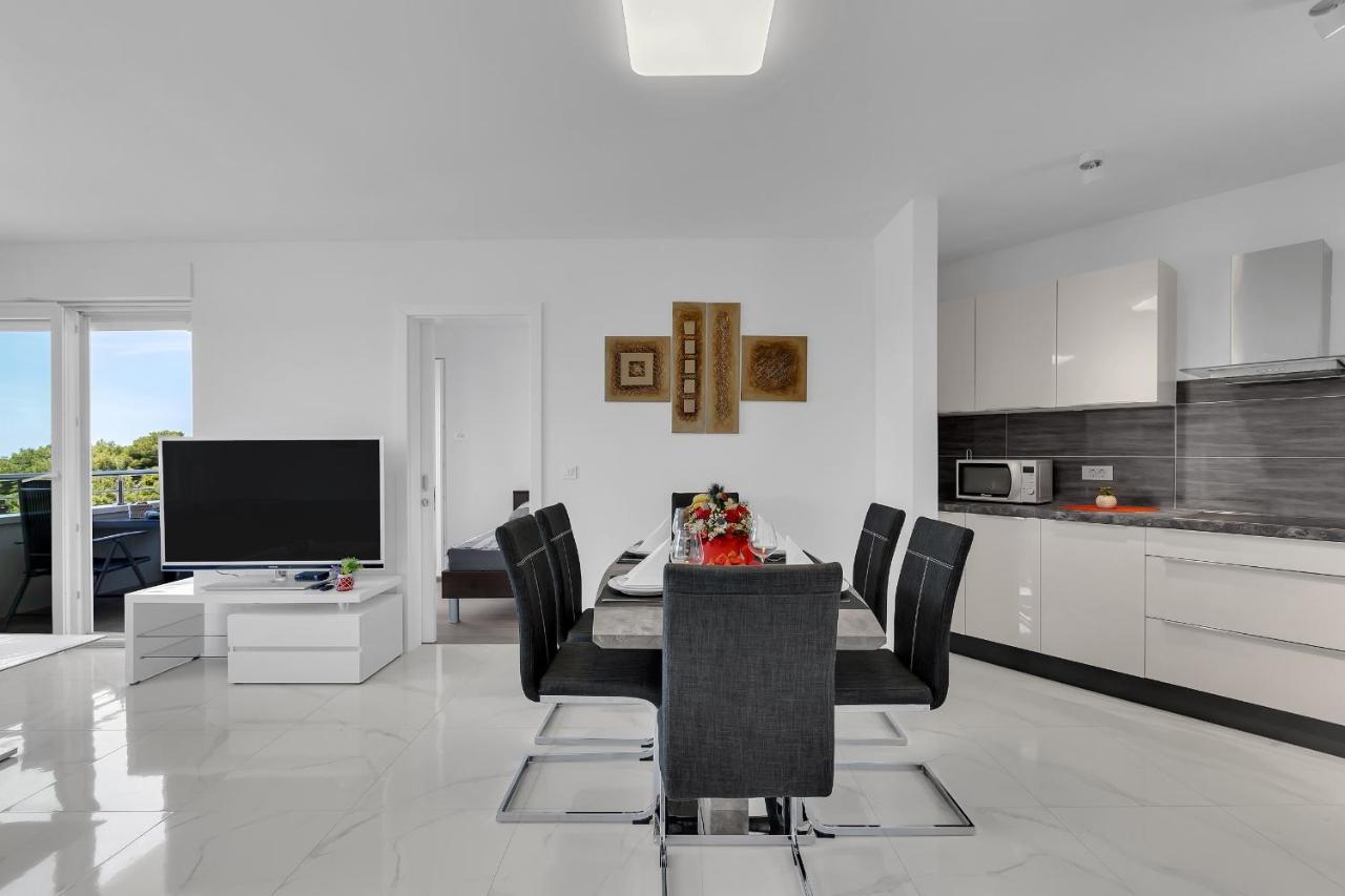 Apartment Navis, Sea View Makarska Esterno foto